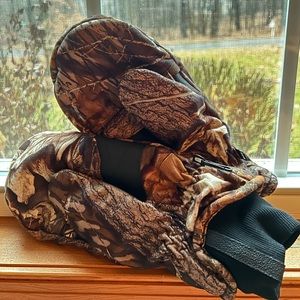 NWOT Camouflage camo Thinsulate mitten glove set